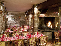 OLEVENE image - auberge-saint-pierre-olevene-hotel-restaurant-salle-reunion-salles-booking-