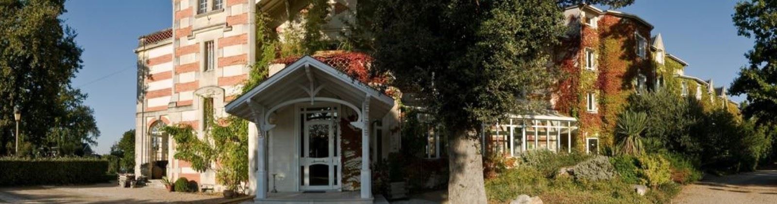 OLEVENE Image - chateau-de-l-yeuse-olevene-hotel-restaurant-meeting-
