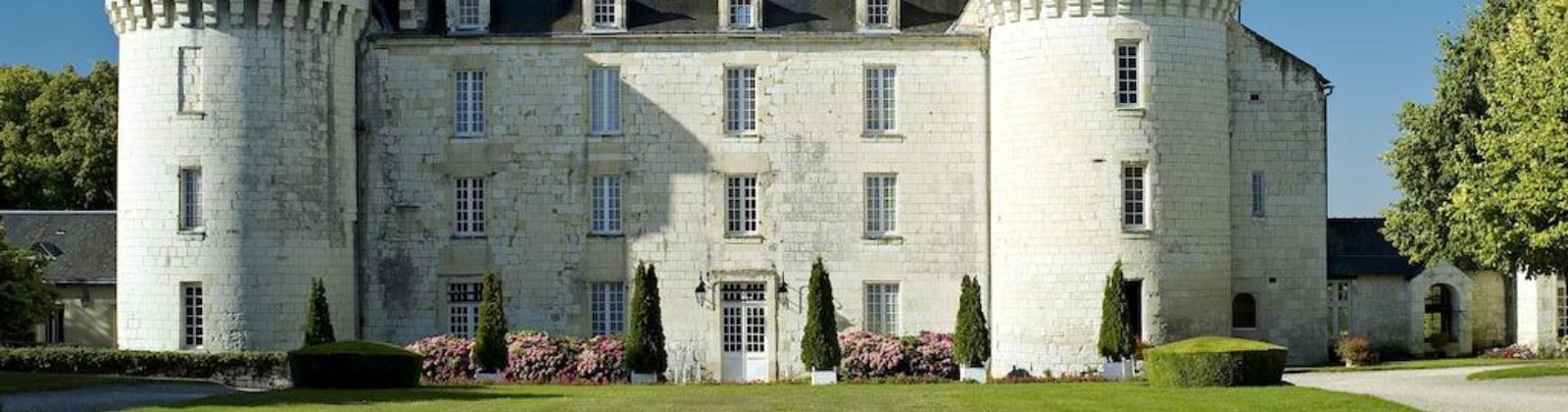 OLEVENE image - chateau-de-marcay-olevene-hotel-restaurant-seminaires-convention-