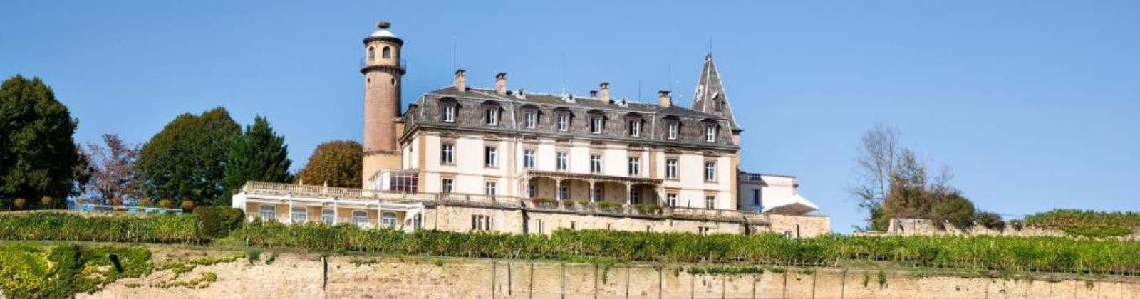 OLEVENE Image - chateau-isenbourg-olevene-reunion-