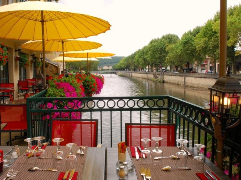 le pont d or olevene restaurant hotel reunion booking 