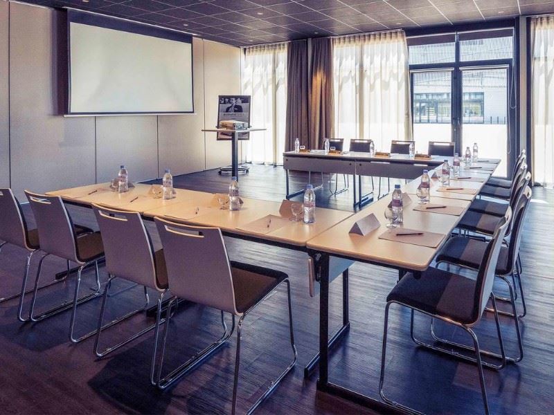 mercure cherbourg centre port olevene hotel restaurant reunion booking meeting 