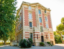 OLEVENE image - Chateau-la-Beaumetane-Olevene-facade-exterieure-