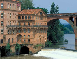 OLEVENE image - Hotel-Mercure-Albi-Bastides---