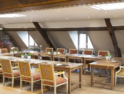 OLEVENE image - La-ferme-saint-simeon-salle-de-reunion-Olevene-