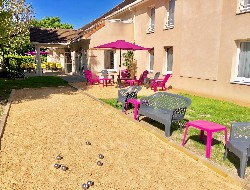 OLEVENE image - Le-Relais-des-Voisins-Espace-Activite-Petanque-Olevene-