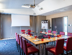 OLEVENE image - MERCURE VILLEFRANCHE LOBBY ()-