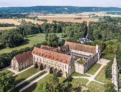 OLEVENE image - abbaye-de-royaumont-olevene-hotel-restaurant-seminaire-