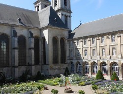 OLEVENE image - abbaye-des-premontres-hotel-seminaire-restaurant-evenements-