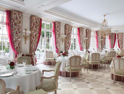 OLEVENE image - bristol-paris-olevene-meeting-