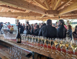 OLEVENE image - cabanes-bois-villalier-olevene-seminaires-