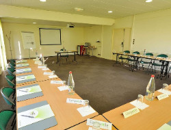 OLEVENE image - campanile-marseille-saint-antoine-marseille-olevene-conference-