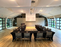 OLEVENE image - chateau-de-beaussais-olevene-hotel-restaurant-conference-evenement-