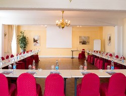 OLEVENE image - chateau-isenbourg-olevene-reunion-