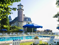 OLEVENE image - chateau-isenbourg-olevene-reunion-