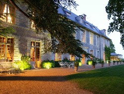 OLEVENE image - chateau-de-noirieux-olevene-restaurant-hotel-seminaire-booking-