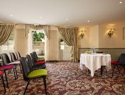 OLEVENE image - chateau-grand-barrail-olevene-seminaires-