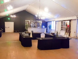 OLEVENE image - chateau-de-jallanges-olevene-restaurant-hotel-salle-conference-convention-