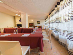 OLEVENE image - chateau-perigny-olevene-seminaires-