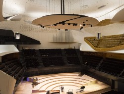 OLEVENE image - cite-de-la-musique-philharmonie-de-la-musique-olevene-restaurant-seminaire-salle-convention-