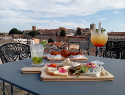 OLEVENE image - dali-hotel-perpignan-olevene-reunion-