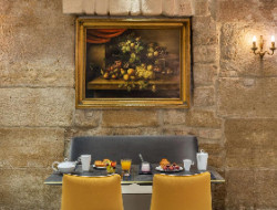OLEVENE image - ducs-de-bourgogne-olevene-restaurant-reunion-meeting-