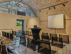 OLEVENE image - fort-vaise-lyon-olevene-meetings-