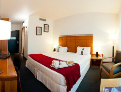 OLEVENE image - holiday-inn-pessac-olevene-events-