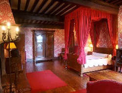 OLEVENE image - hostellerie-vieux-perouges-olevene-events-