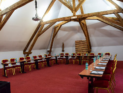 OLEVENE image - le-chateau-fort-hotel-restaurant-olevene-reunion-convention-