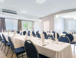 OLEVENE image - hotel-circuit-le-mans-olevene-reunion-