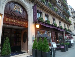 OLEVENE image - Hotel Edouard  - Vue Chambre-