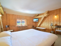 OLEVENE image - hotel-le-lac-olevene-events-