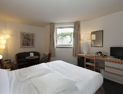 OLEVENE image - hotel-paradis-lourdes-olevene-event-