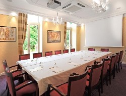 OLEVENE image - hotel-princesse-flore-olevene-restaurant-salle-convention-conferences-booking-