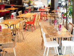 OLEVENE image - ibis-saint-etienne-terrasse-olevene-reunions-