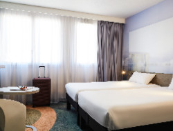 OLEVENE image - ibis-styles-toulon-port-olevene-meeting-