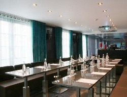 OLEVENE image - kube-hotel-olevene-restaurant-seminaire-salle-conference-