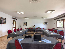 OLEVENE image - kyriad-chateauroux-olevene-conference-