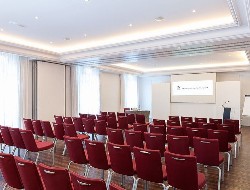 OLEVENE image - la-maison-des-centraliens-olevene-restaurant-hotel-salle-reunion-