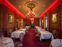 OLEVENE image - la-maison-rouge-olevene-restaurant-seminaires-reunion-convention-