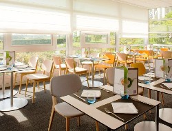 OLEVENE image - novotel-st-quentin-golf-olevene-seminaires-