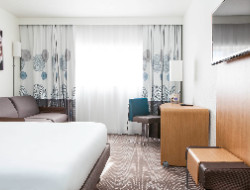 OLEVENE image - novotel-st-quentin-golf-olevene-seminaires-