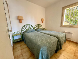 OLEVENE image - provencal-hyeres-olevene-meetings-