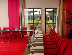 OLEVENE image - radisson-blu-hotel-paris-olevene-restaurant-seminaire-salle-booking-