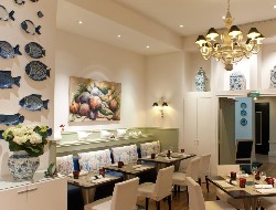 OLEVENE image - royal-lyon-mgallery-by-sofitel-olevene-restaurant-hotel-salle-meeting-