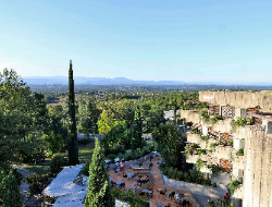 OLEVENE image - sowell-ardeche-olevene-meeting-