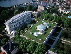 OLEVENE image - vichy-spa-celestin-olevene-reunions-